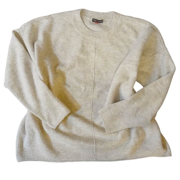 VINCE CAMUTO Cream Relaxed Fit Soft & Cozy Sweater Size XL - EUC - Picture 2 of 11
